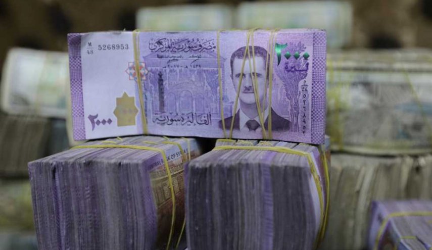 بالصور.. اغراق ادلب بالليرة التركية بدلا من السورية!