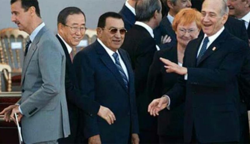 بعد ١٠ سنوات.. أولمرت يكشف السبب الذي أدى للحرب السورية!