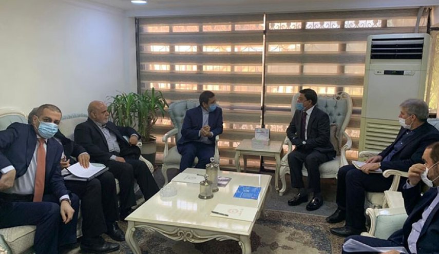 رئيس البنك المركزي الايراني یصل الی بغداد 