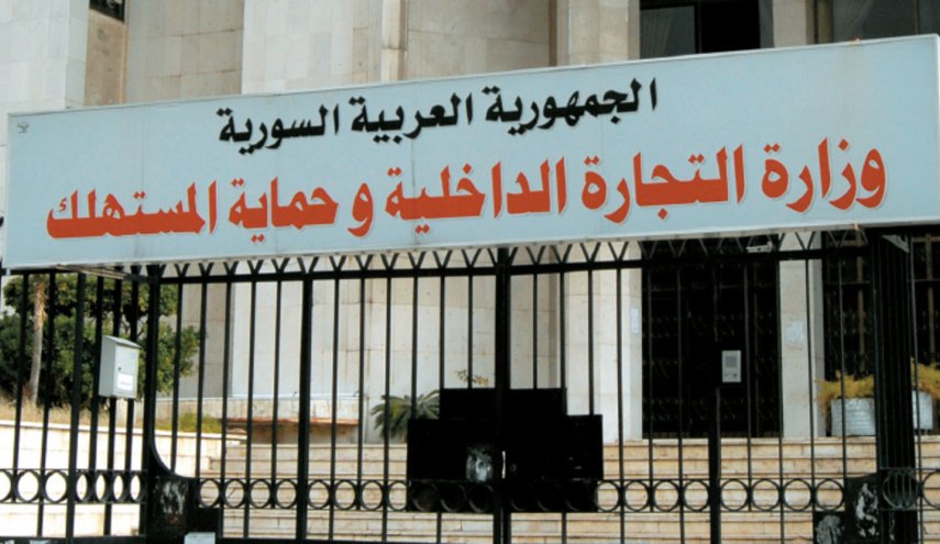 اصدار 225 مخالفة بحق تجار سوريين يوميا
