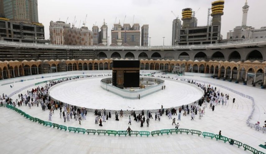 السعودية تعلن محدودیة الحج لهذا العام