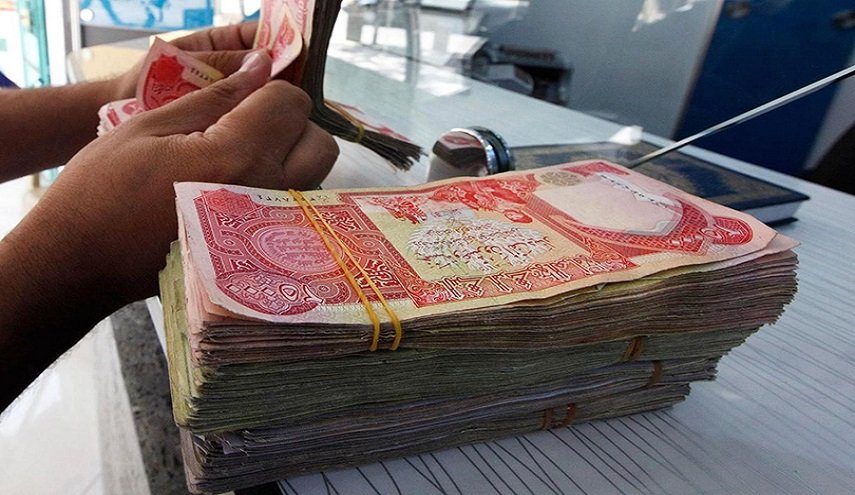 بشرى تزفها اللجنة المالية في العراق حول رواتب الموظفين