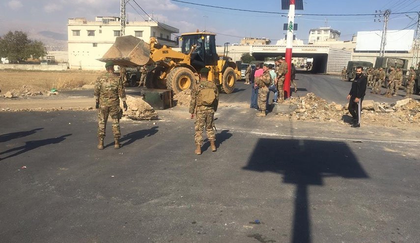 إعادة فتح الطرقات في بيروت وبعض المناطق اللبنانية