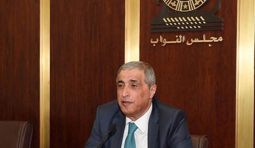 نائب لبناني : إلى متى ستبقى الطرقات بعهدة قطاعها لاذلال الناس