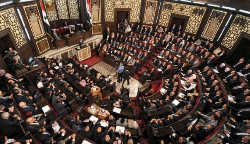  الإعلان عن قوائم 