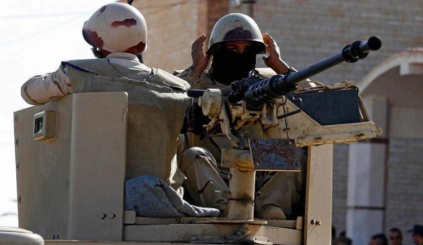 مصر تعلن مقتل عناصر إرهابية متورطة في قتل ثلاثة مدنيين