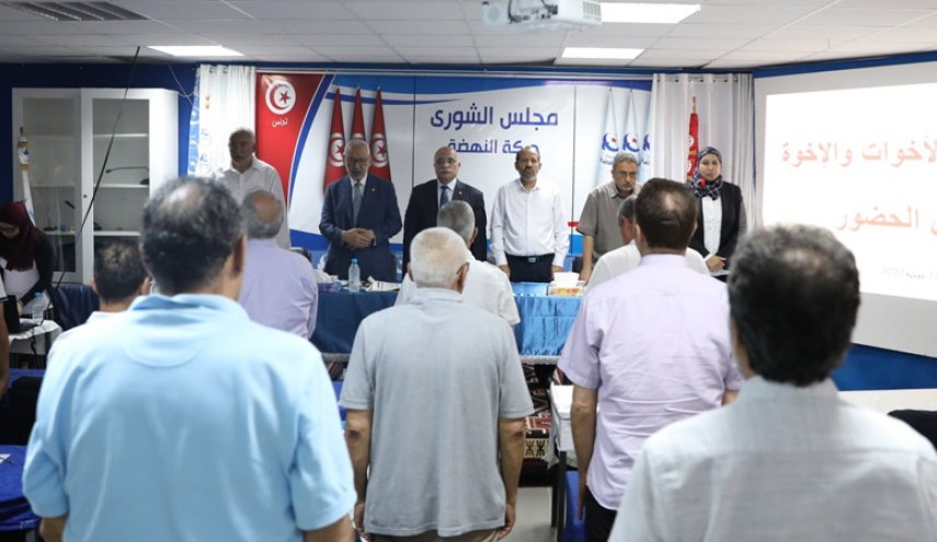 تونس.. هل تسحب النهضة ثقتها من الفخفاخ ؟