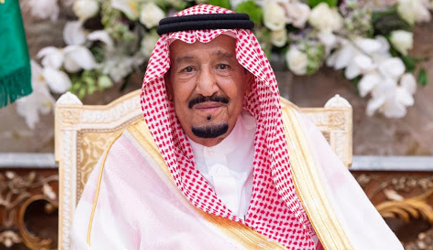 الملك سلمان يدخل المستشفى بالرياض ومصدر يوضح السبب