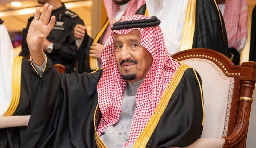 مصدر.. شيء خفي وراء نقل الملك سلمان بمنتصف الليل..  والأمر أكبر 