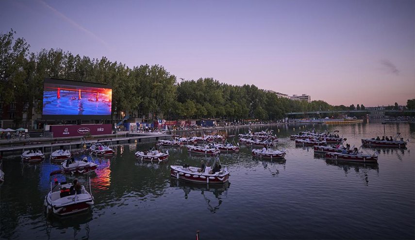 سينما بالمجان في الهواء الطلق.. على نهر السين