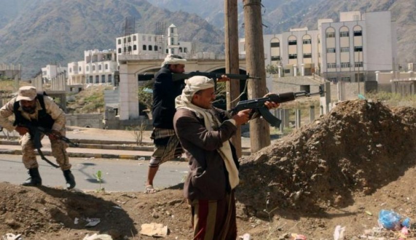 قتلى وجرحى بتجدد الإقتتال بين فصائل مرتزقة العدوان في تعز 