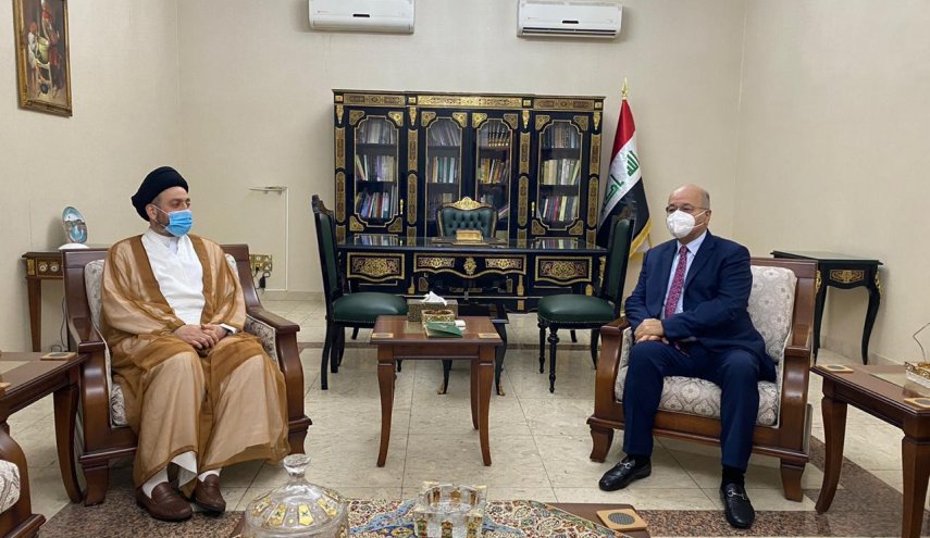 صالح والحكيم يؤكدان توحيد الجهود لترسيخ سيادة العراق