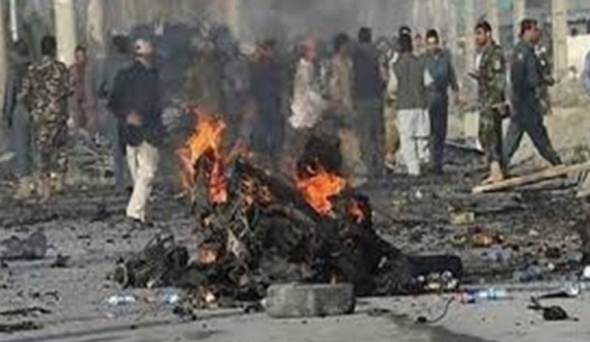 مقتل جنديين أفغانيين في انفجار سيارتين مفخختين في هلمند
