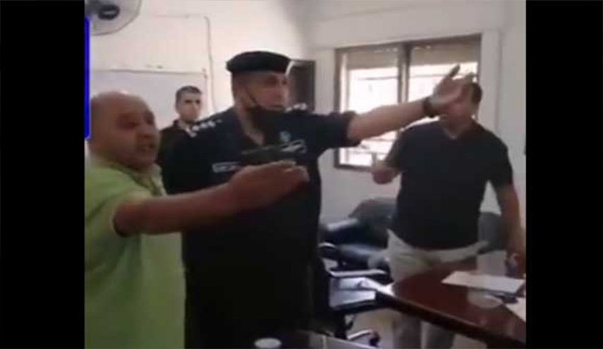 رجل أمن أردني يثير ضجة في المملكة 