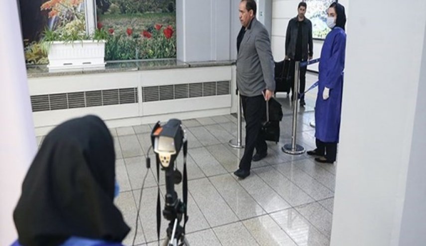 ايران تفرض على الوافدين تقديم شهادة صحية معتمدة