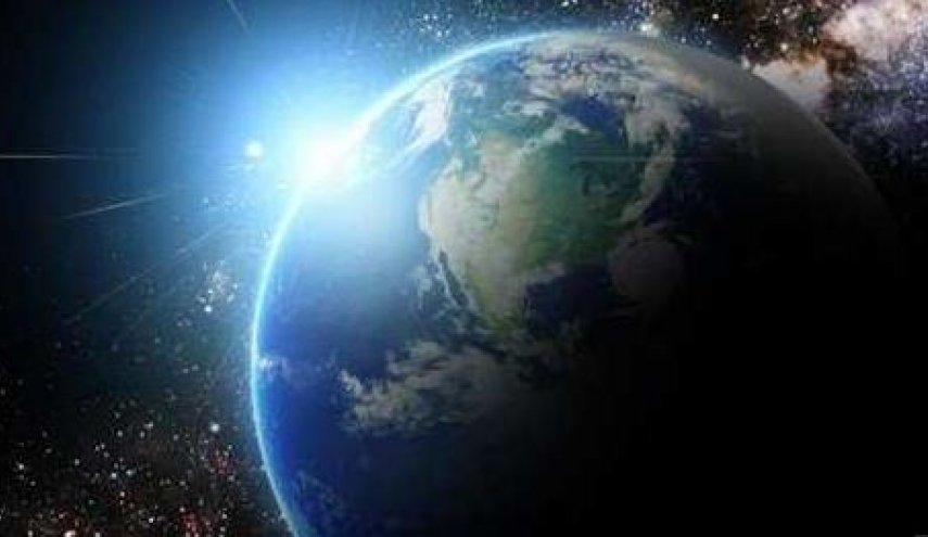 كويكب بحجم ملعب كرة قدم يقترب من الارض