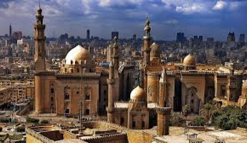 خطأ بتوقيت آذان المغرب في مصر يوم عرفة يثير جدلا 