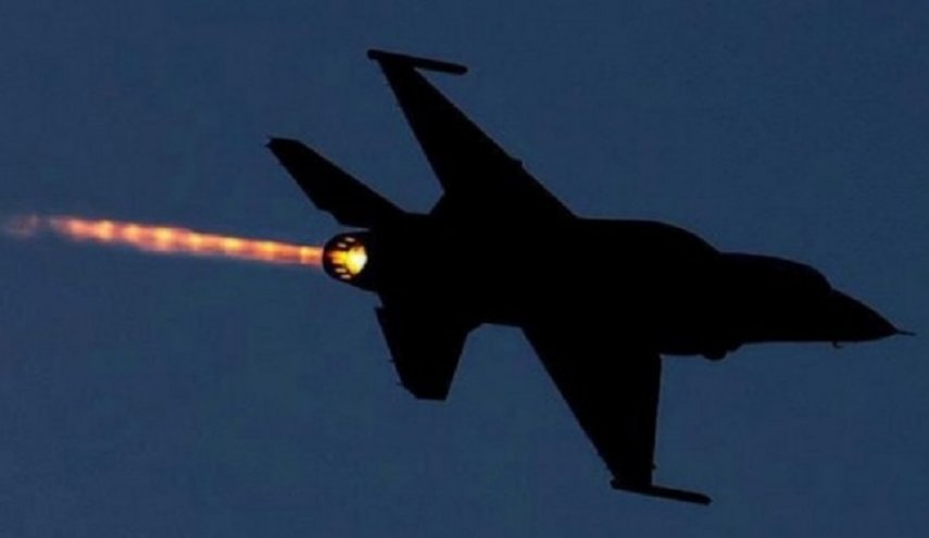 طائرات الاحتلال تشن غارات جوية في قطاع غزة