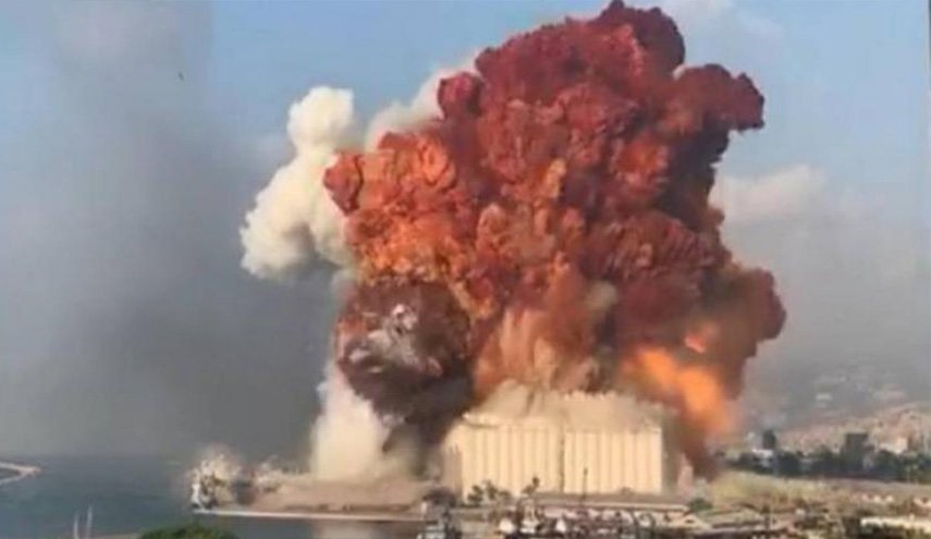 خبير يكشف سر الدم الاحمر في انفجار بيروت!