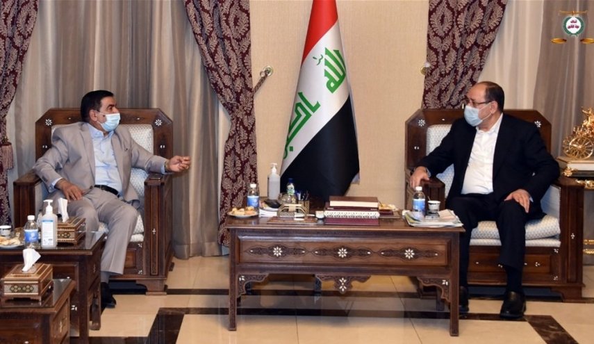 وزير الدفاع العراقي يلتقي المالكي.. ماذا دار بينهما؟
