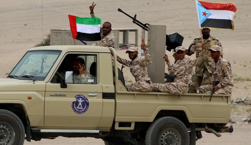 الإمارات تتحرك بسقطرى بحرية وسط صمت سعودي 