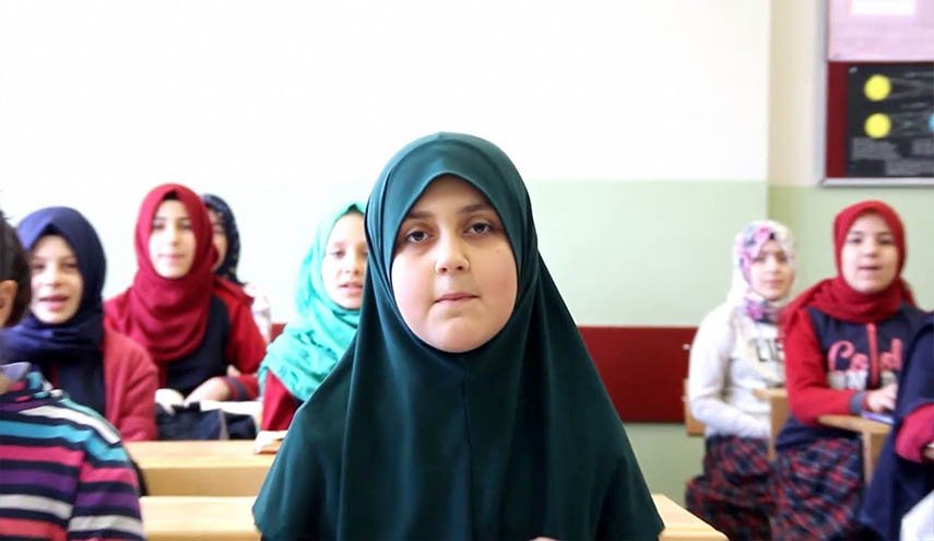 انقرة تتهم أثينا بإغلاق مدارس الأقلية التركية في منطقة تراقيا الغربية