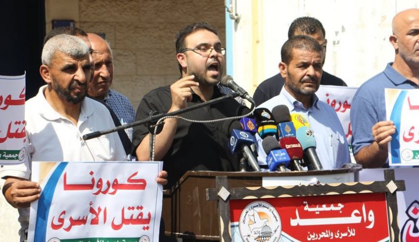 وقفة تضامنية ضد انتهاكات الصهاينة بحق الأسرى