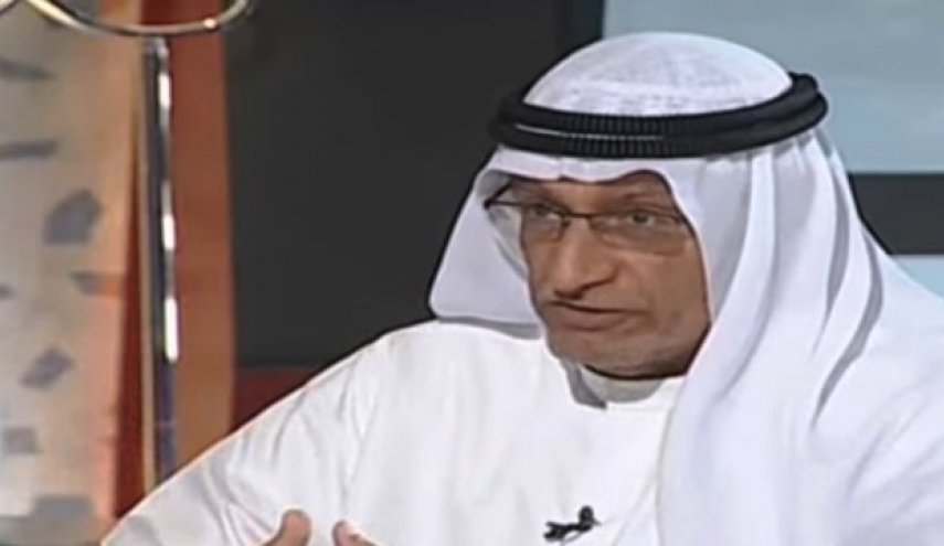 أكاديمي إماراتي يغير مواقفه حول التطبيع والمغردون يردون عليه