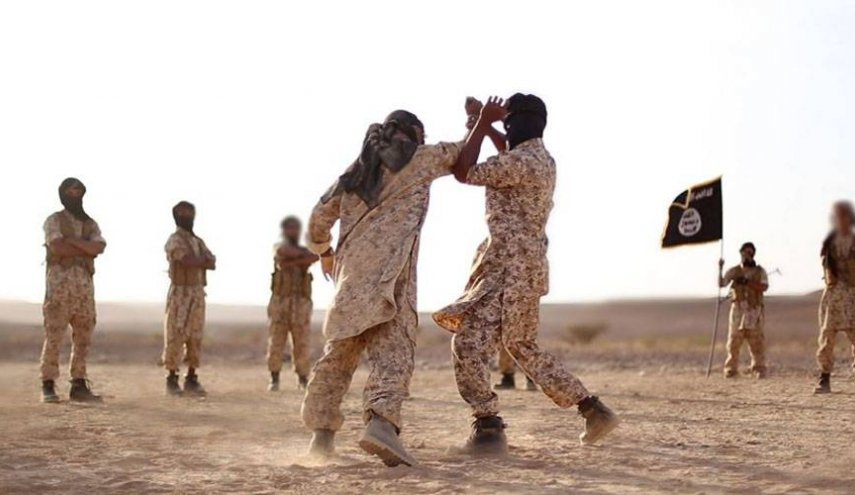 الصحة اليمنية تدين إعدام وصلب الارهابيين لطبيب في البيضاء