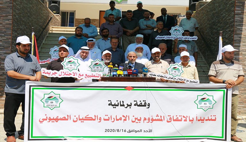 قيادي في حماس يندد اتفاق العار بين الاحتلال والامارات 
