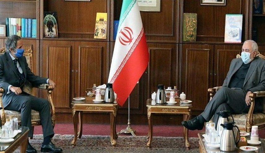 ظريف : نواصل التعاون مع الوكالة في الظروف العادية وفي إطار المقررات الدولية