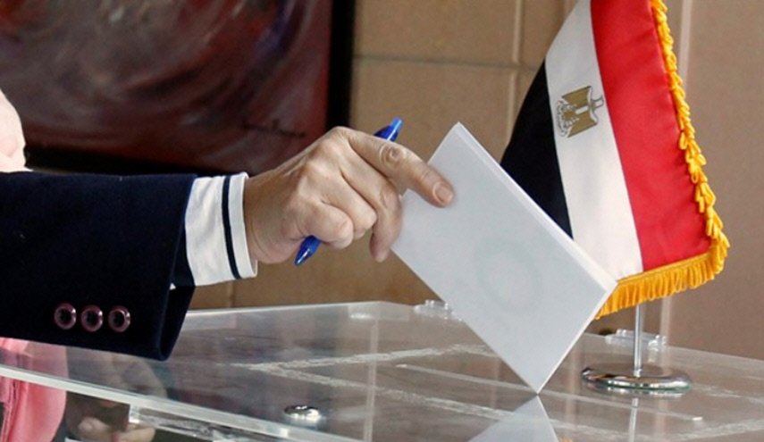 إحالة نصف الشعب المصري إلى النيابة!