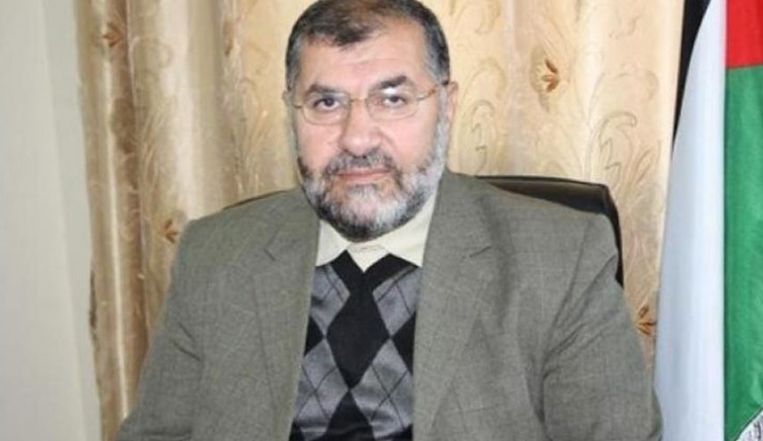 نائب فلسطيني يحذر من استشهاد المزيد من الأسرى