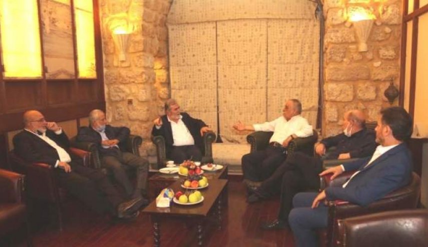 النخالة يلتقي عدداً من قادة الفصائل الفلسطينية في بيروت