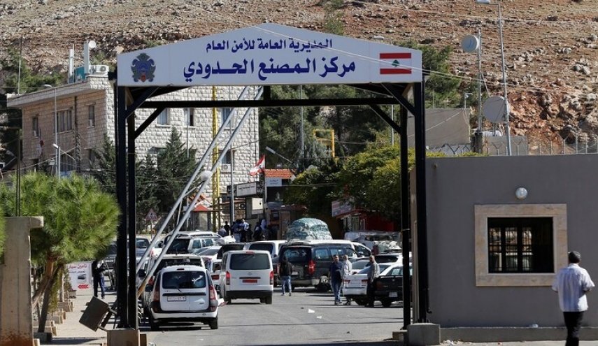 لبنان يفتح حدوده البرية مع سوريا قريبا