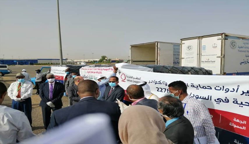 أمير قطر يوجه بإرسال مساعدات عاجلة إلى السودان
