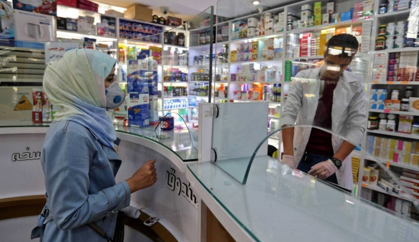 إغلاق اكثر  من 300 صيدلية في لبنان