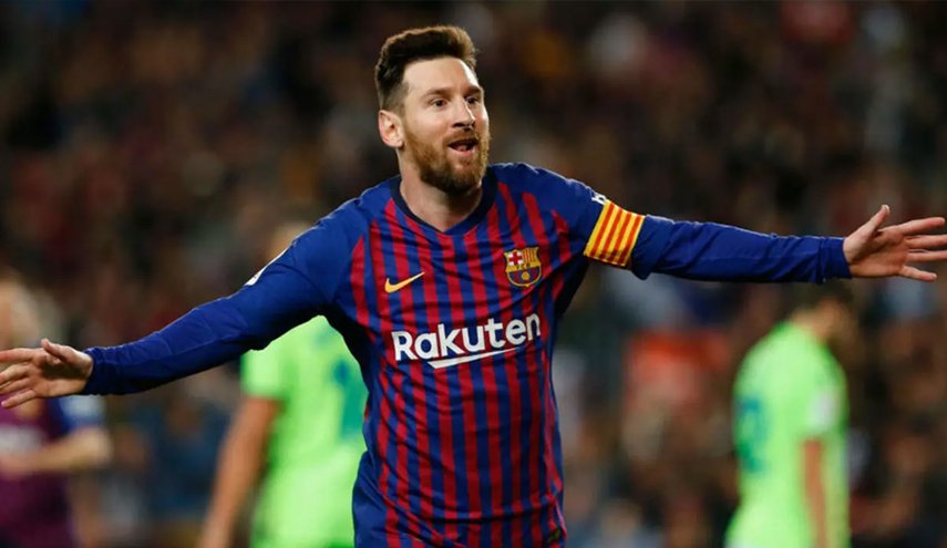 ميسي يعود لتدريبات برشلونة لأول مرة بعد انتهاء أزمة رحيله