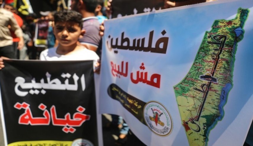السلطة الفلسطينية رفضت إغراءات اقتصادية من الإمارات والسعودية مقابل التطبيع