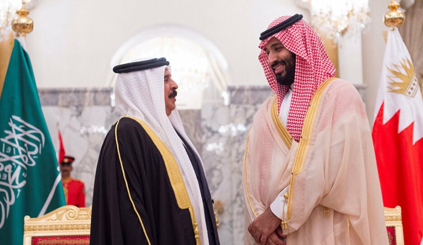 جريدة الأخبار: التطبيع البحريني يأتي بالنيابة عن ابن سلمان !