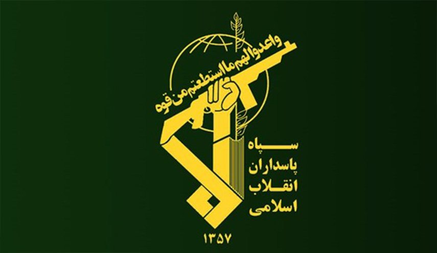 حرس الثورة: ستتلقى خطوة آل خليفة الرد المناسب 