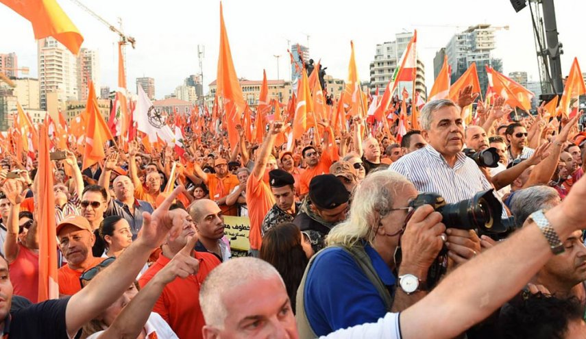 لبنان.. توتر امام مركز للتيار الوطني الحر في بيروت