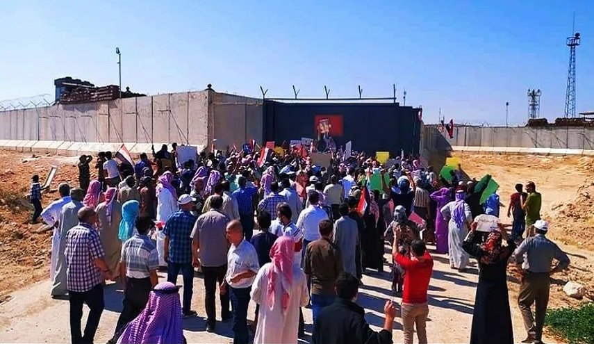 هجوم على نقطة مراقبة تركية في إدلب وتظاهرات ضد الاحتلال التركي
