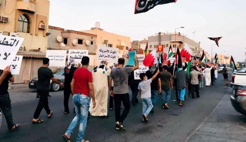 بالصور.. احتجاجات متواصلة في البحرين رفضا للتطبيع