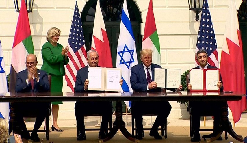 الامارات والكيان الصهيوني يبحثان مد خط أنابيب نفط عبر السعودية