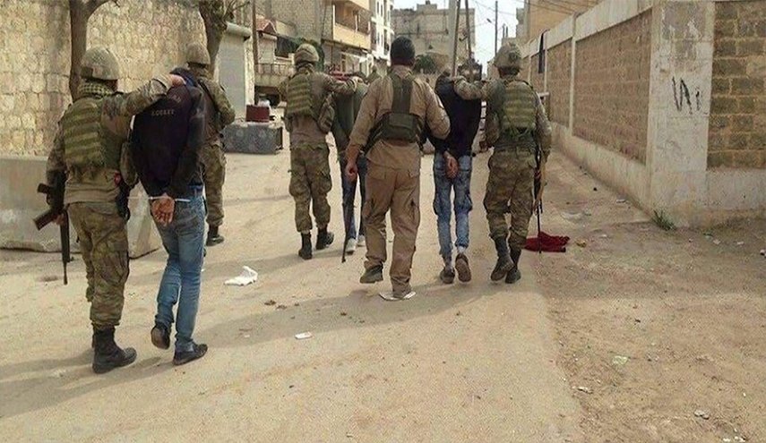 قوات تركية ومسلحون يخطفون  14مدنيا بينهم نساء في ريف الحسكة