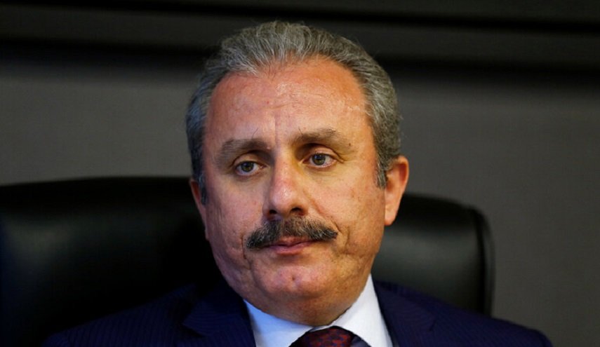 رئيس البرلمان التركي: نقف مع أذربيجان ماديا ومعنويا