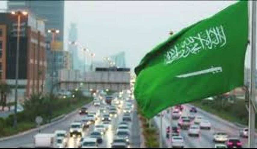 ارتفاع معدلات البطالة في السعودية وانكماش الاقتصاد في ظل كورونا