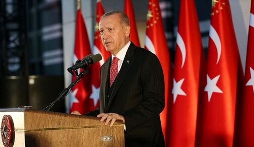 أردوغان يصف تصريحات ماكرون حول الإسلام بالوقحة