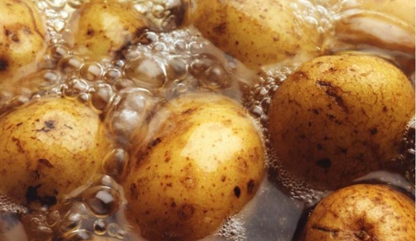 خطأ 'فادح' عند سلق البطاطس